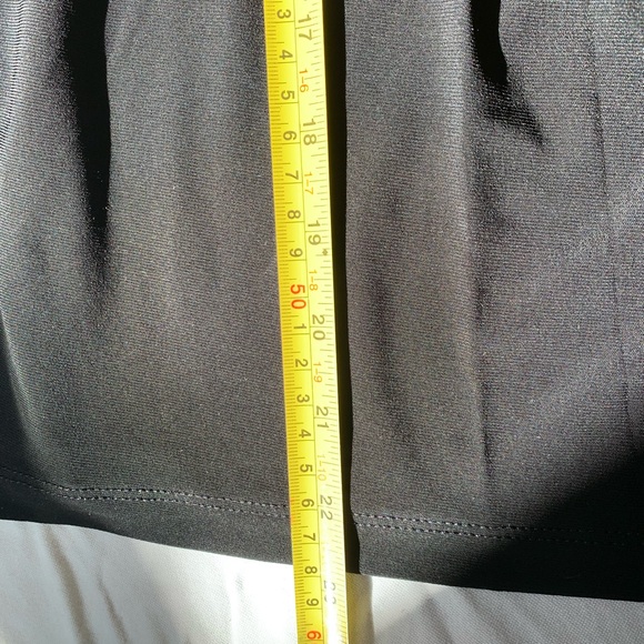 Vintage Deadstock black sleeveless top with dainty knot design - Picture 8 of 10